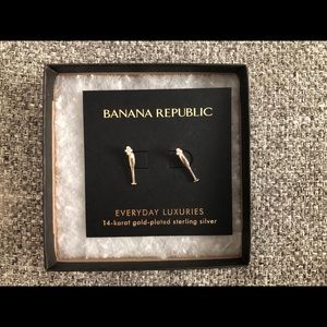 Banana Republic Earring